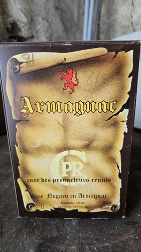 Bouteille armagnac - bouteille,