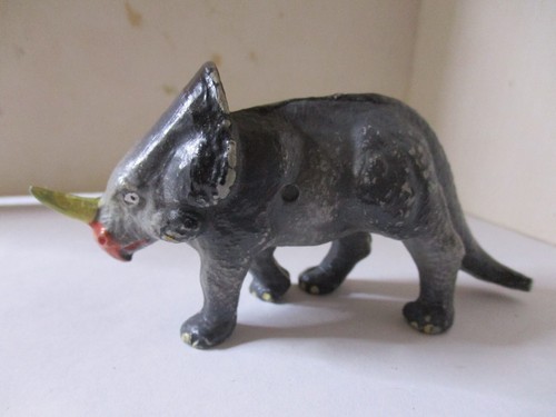 Animal prehistorique - animal,