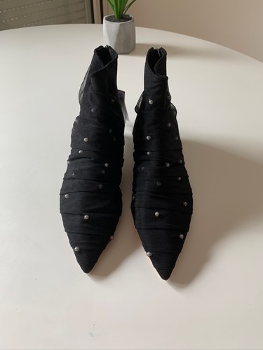Bottines zara couleur noir - bottines, zara,