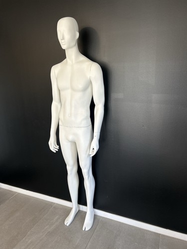 Mannequin homme - mannequin,