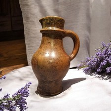 Grande Cruche en Grès Signée