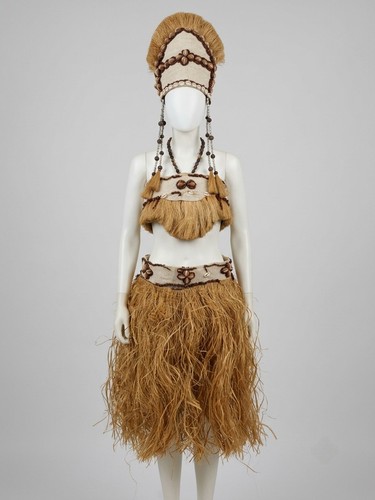 Tenue artisanal costume - tenue,