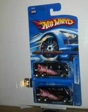 2 2006 HOT WHEELS GMC Motorhome card variation