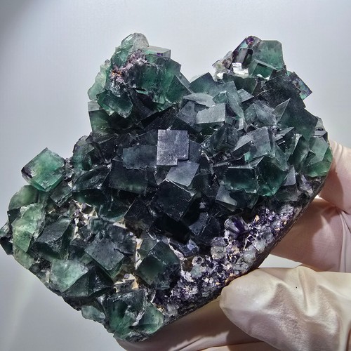 Cube fluorite fantôme - de, à