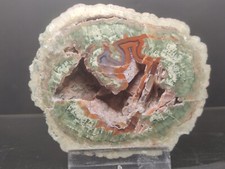 CRIS 4 O DEMIE LITHOPHYSE POLIE ET GEODIQUE MASSIF DE L'ESTEREL VAR FRANCE