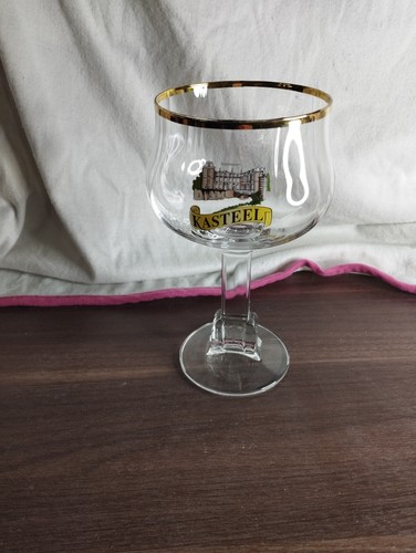 Verre bière kasteel pied - verre,