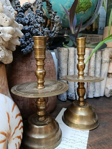 Paire bougeoirs anciens en - de,