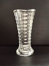 VASE À FLEURS ANCIEN EN VERRE MOULÉ TRANSPARENT Hauteur 15,5cm VINTAGE 1950-1960