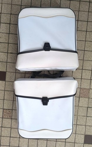 Paire sacoche blanche neuve - paire,