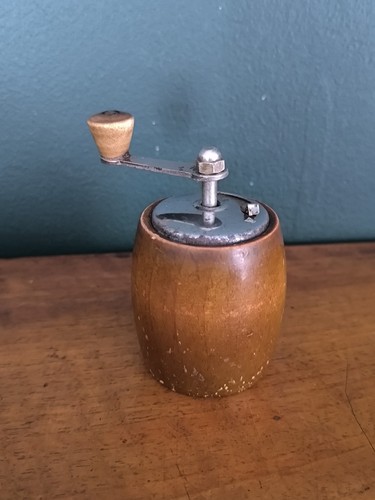 Antique made italy - in, retro
