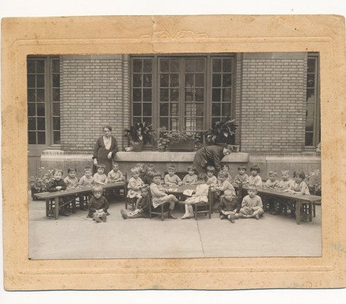 Enfants école maternelle