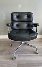 Eames Lobby Chair ES107