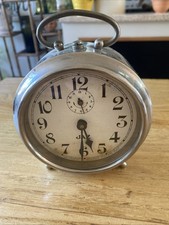 gros réveil vintage Jaz en