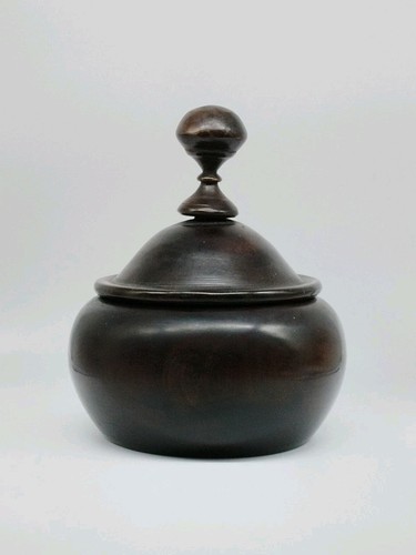 Pot couvercle bois de - à,