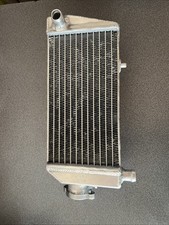 Radiateur Droit 450 Rmz