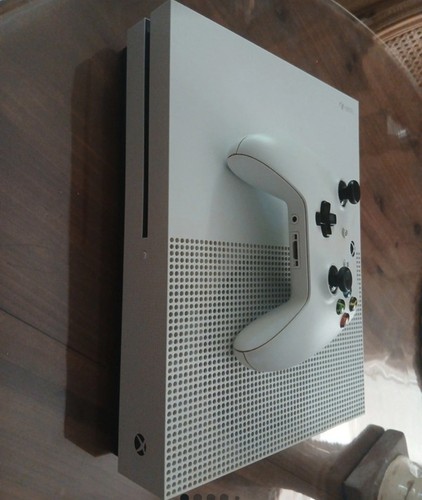 Microsoft xbox one console - s,