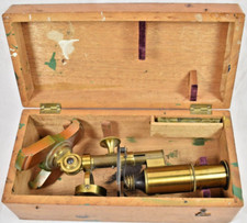 ANCIEN INSTRUMENT SCIENTIFIQUE MICROSCOPE EN LAITON DANS SON COFFRET XIXe SIECLE