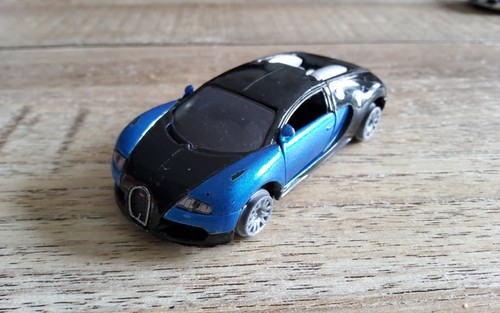 Bugatti veyron majorette - 16.4,