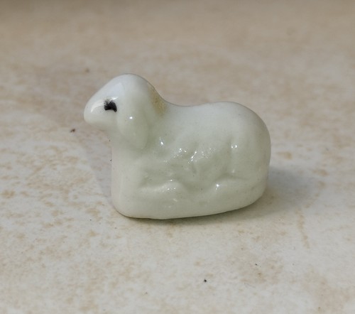 Fève mouton couché - fève,