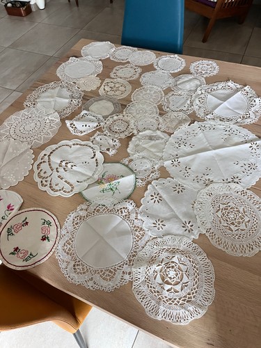 Dentelles napperons sets - dentelles,napperons,,