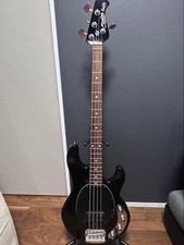 Guitare basse électrique