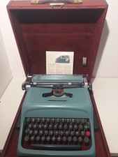 Olivetti Studio 44 Typewriter with Case