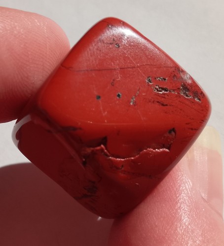 18.21gr 21x20x19mm jaspe rouge