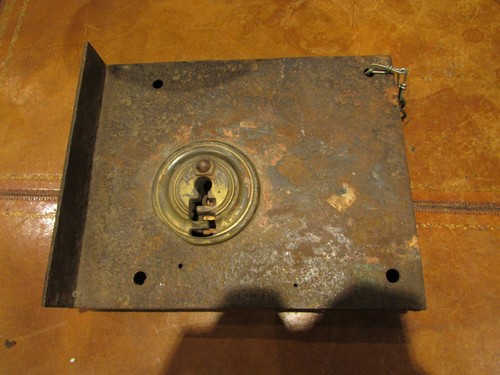 Ancienne grosse serrure - ancienne,
