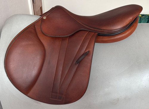 Butet premium saddle - 18",