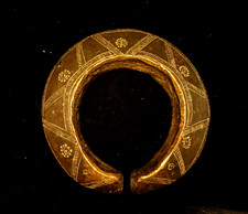 ANTIQUE BRONZE SLAVE BRACELET - 18° S. - ANCIENT BRONZE SLAVE BRACELET