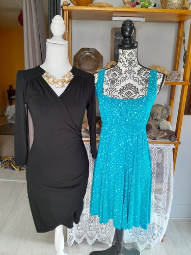 Deux robes une noire - , avec
