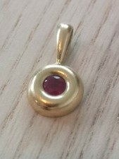 Beau RUBIS véritable - 