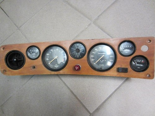 Triumph dolomite tableau - triumph,