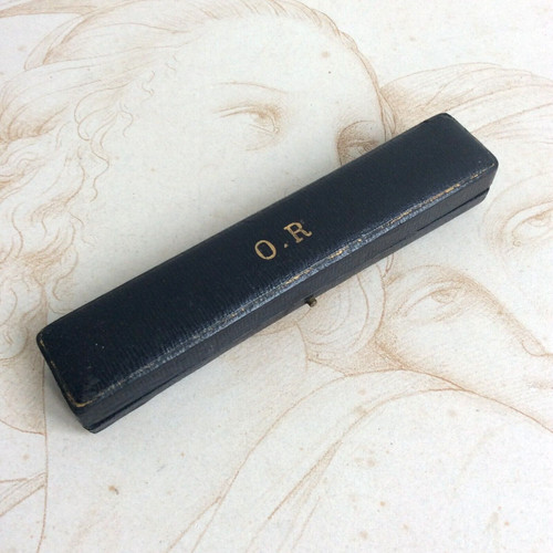 Ecrin ancien pour porte - pour,