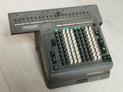 Calculatrice ancienne madas - calculatrice,