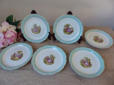 Service de 6 assiettes à