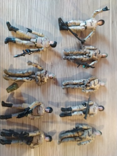 Figurines articulées - figurines,