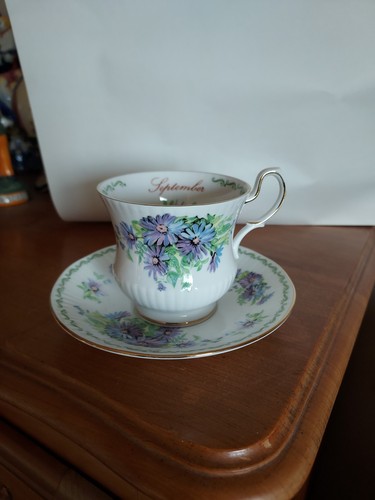 Tasse thé porcelaine - a,