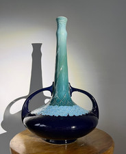 Vase Art Nouveau majolica en