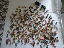 Lot de figurines marque