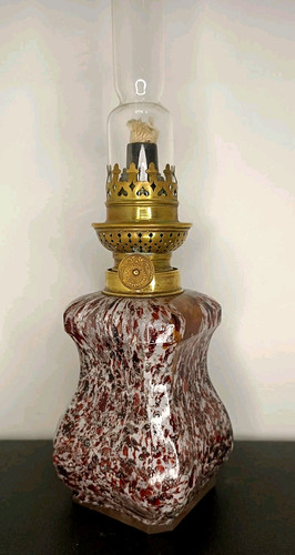 Ancienne lampe pétrole - lampe, a