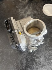 Boîtier Papillon KTM 690