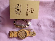 Montre en bois naturel MUJUZE