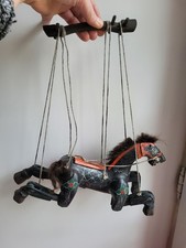 Ancienne marionnette en bois