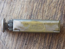 rouleuse à cigarette en