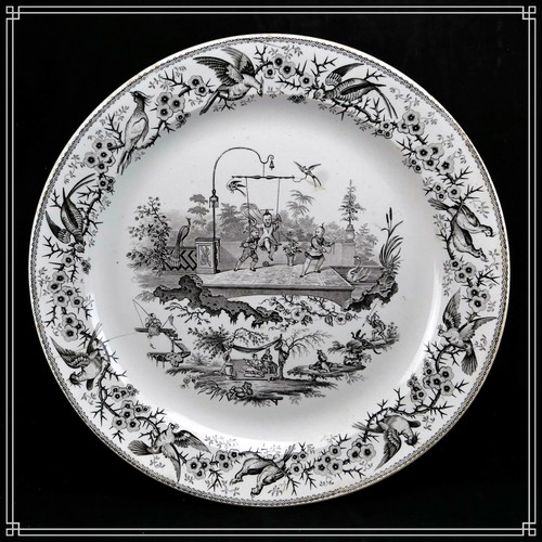 Imposant plat faience - plat, fine