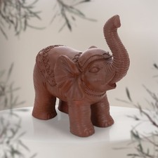 Figurine elephant marron