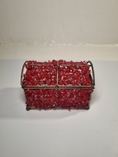 Coffre Decoratif Métallique Orné De Perles Rouges 