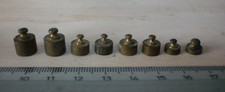 Lot d'anciens petits poids mini miniature en laiton pour balance