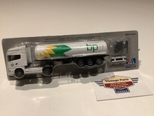 Scania camion citerne BP  1/87